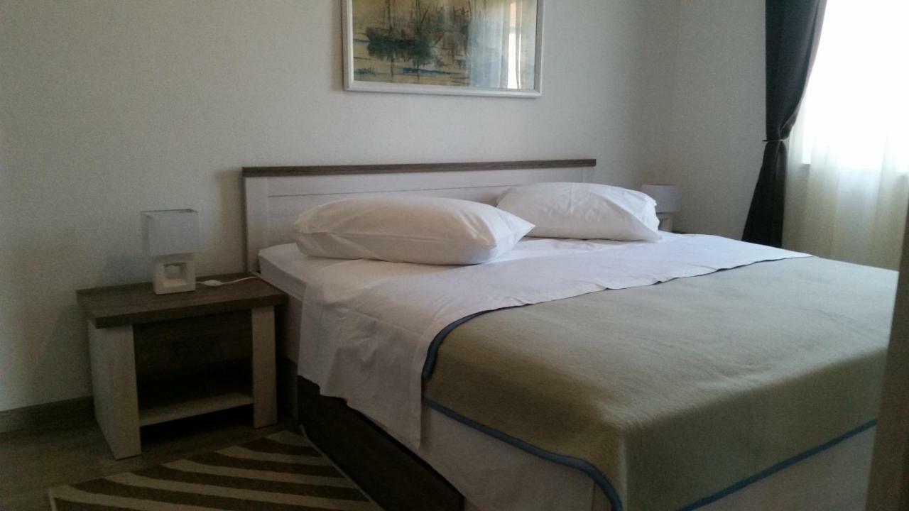 Apartments Anaivana Trogir Buitenkant foto