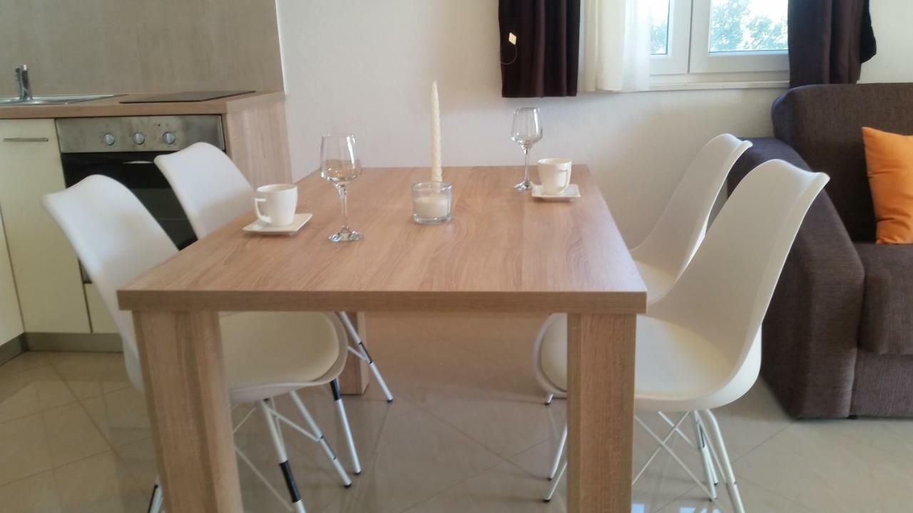 Apartments Anaivana Trogir Buitenkant foto