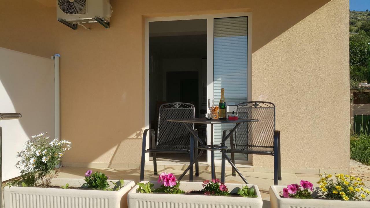 Apartments Anaivana Trogir Buitenkant foto