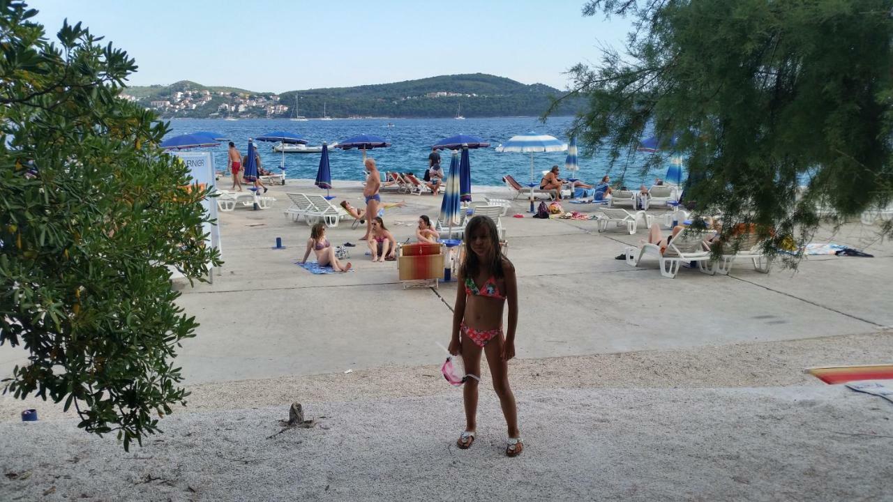 Apartments Anaivana Trogir Buitenkant foto