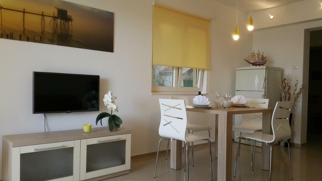 Apartments Anaivana Trogir Buitenkant foto