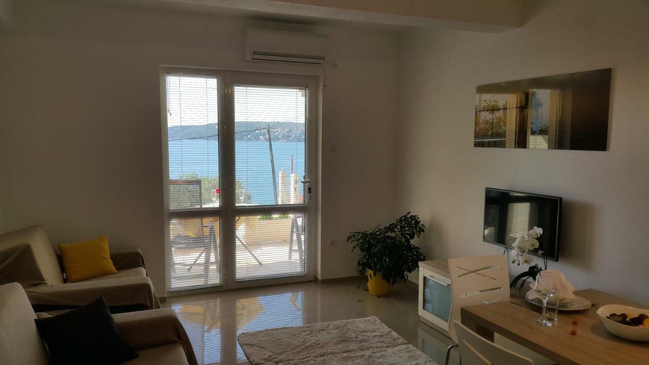 Apartments Anaivana Trogir Buitenkant foto