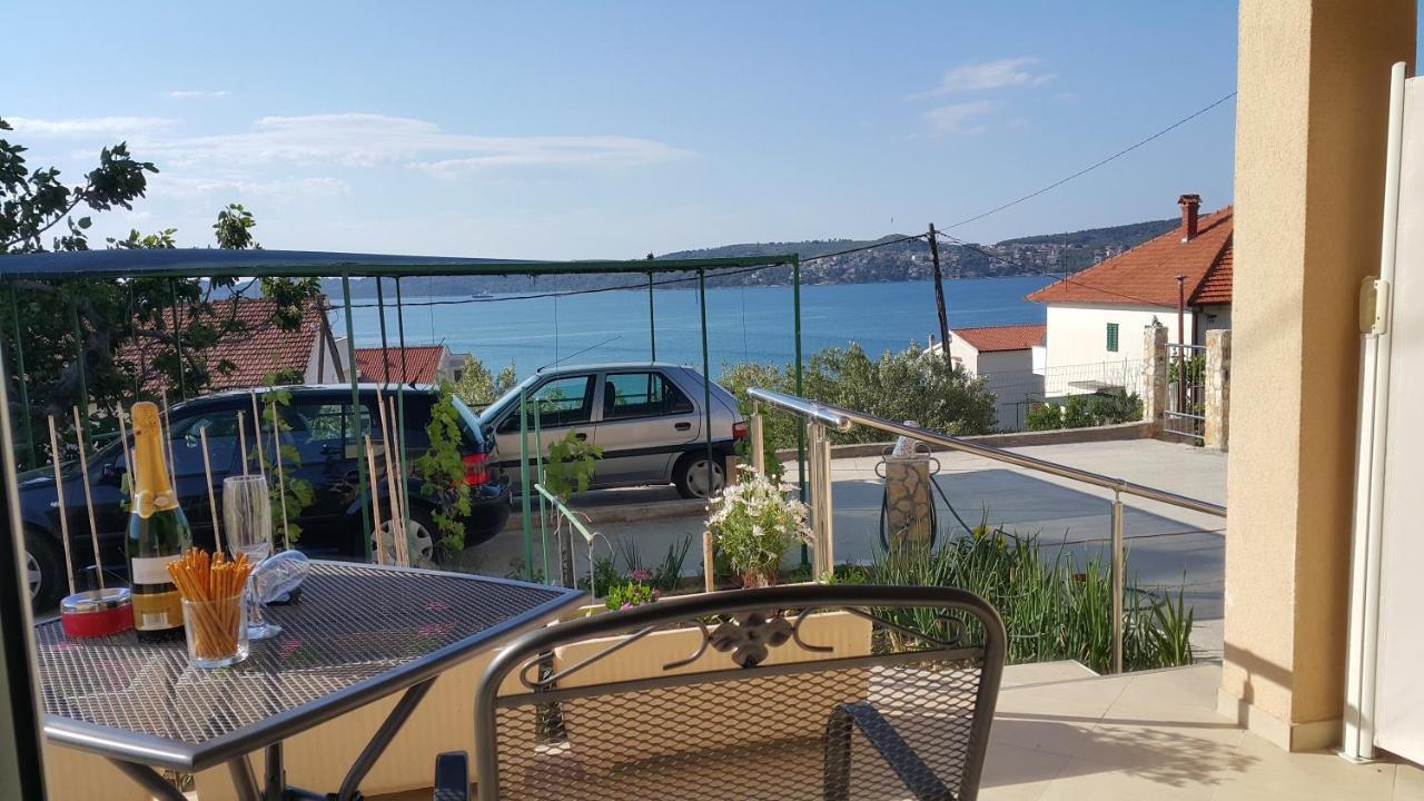 Apartments Anaivana Trogir Kamer foto